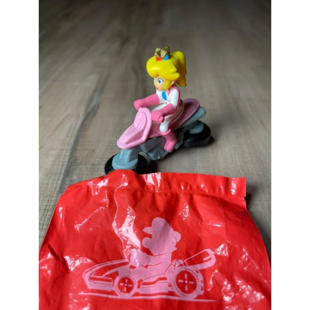 2014 McDonald’s Japan Nintendo Happy Meal Toy Mario Kart‎ 8 Princess Peach